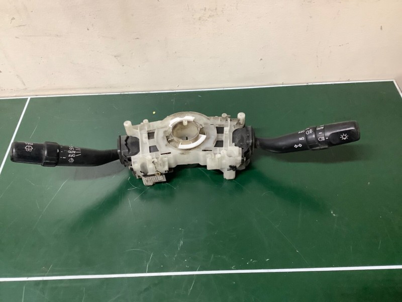 02-03 Lexus ES 300 headlight,signal light wiper, combo switch used OEM