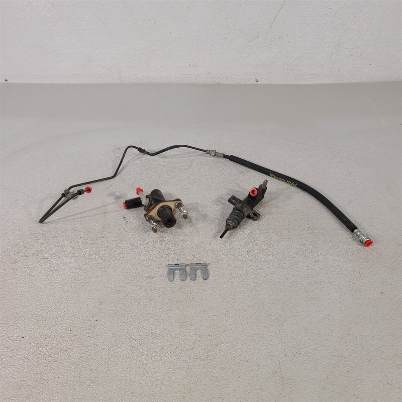 06-15 Mazda Miata MX-5 Manual Transmission Clutch Slave Cylinder Assembly Aa7401