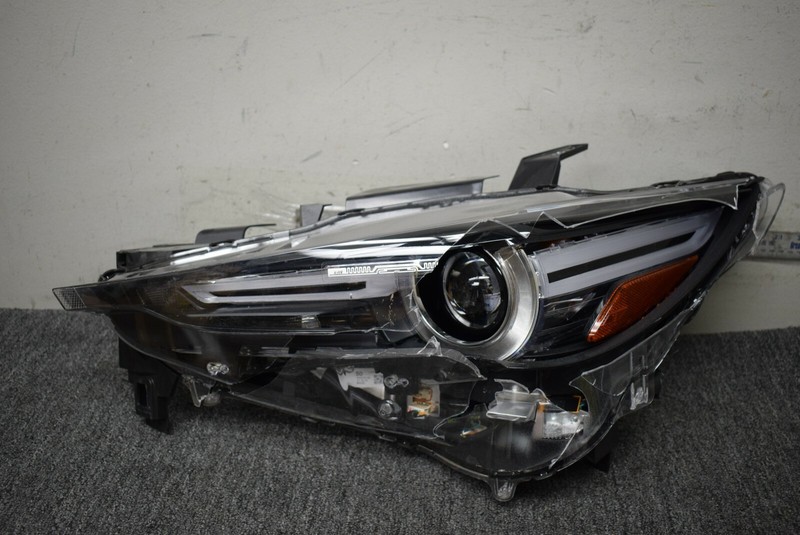 2017-2019 MAZDA CX-5 HEADLIGHT LEFT SIDE FACTORY OEM