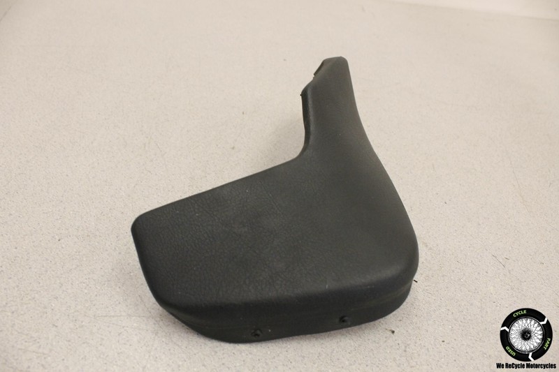 2003 BMW R1200CL MISC RIGHT SIDE KNEE CUSHION PAD TRIM COVER PANEL R 1200 CL 03