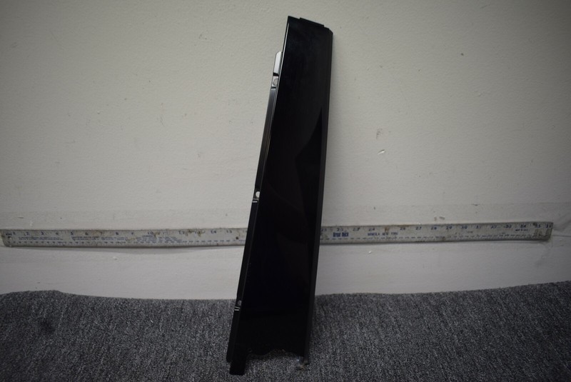 2015-2018 PORSCHE MACAN RIGHT FRONT APPLIQUE COVER FACTORY OEM