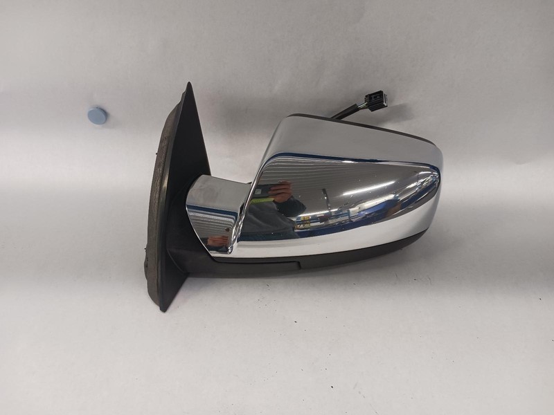 10-'11 CHEVROLET EQUINOX Left driver Door Mirror Power chrome DL9 OEM Grade A!