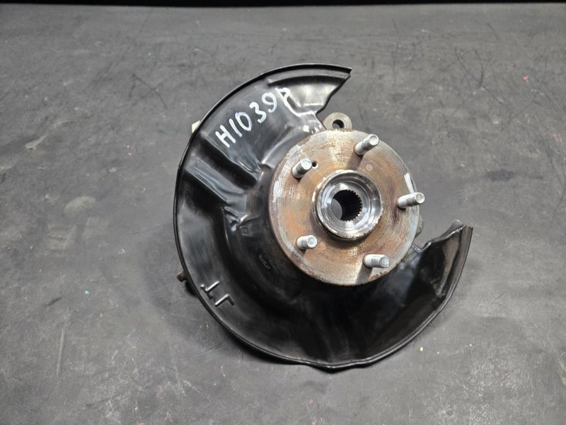 Front Right Knuckle w/ Hub 2019 Honda CR-V 51211-TLA-A52 2017 2018 2020 - 2022 X