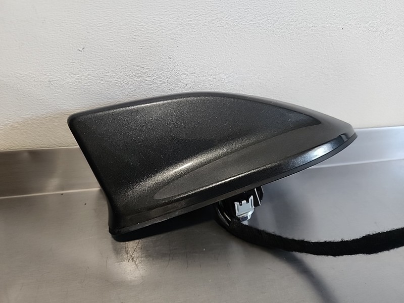 Antenna ROGUE EXCEPT SPORT 25 ID 28208 6RR0B Gray Shark Antenna OEM