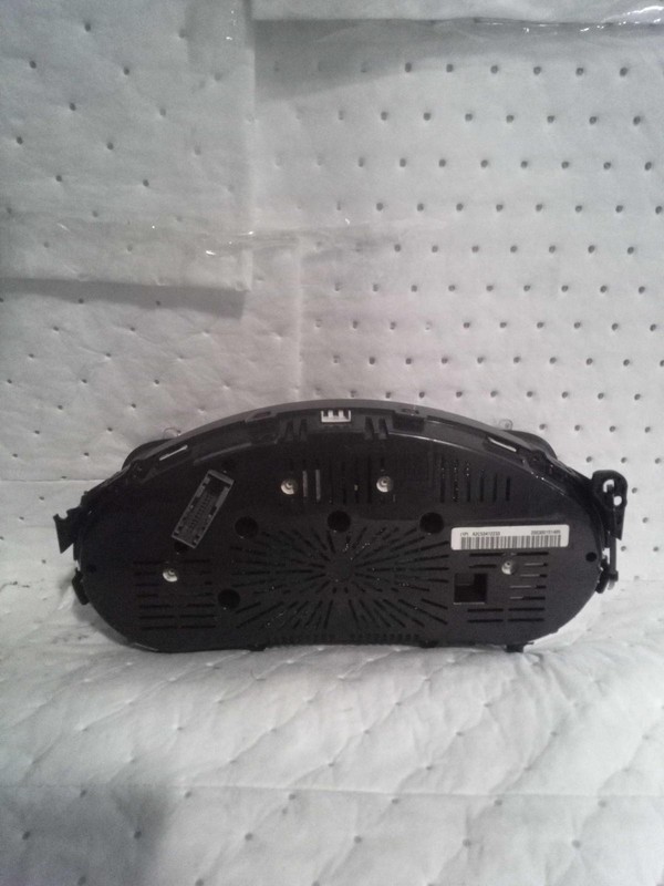 2008 Nissan Rogue Speedometer Gauge OEM Silver 145K Miles - Warranty Included
