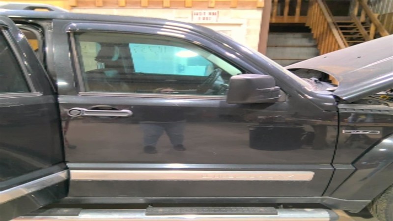 Passenger Right Front Door Electric Fits 08-12 LIBERTY 3454505