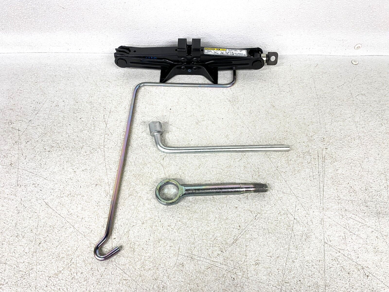 ⭐2015-2021 SUBARU WRX EMERGENCY REPAIR SPARE JACK TOOL TOW HOOK 11K OEM LOT2410