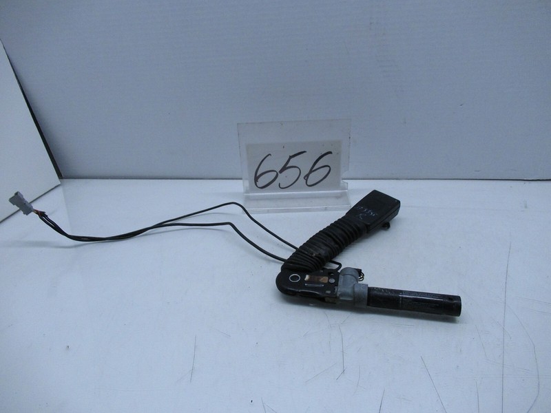 07-13 BMW E93 3 SERIES CONVERTIBLE FRONT RIGHT SIDE SEAT BELT BUCKLE OEM