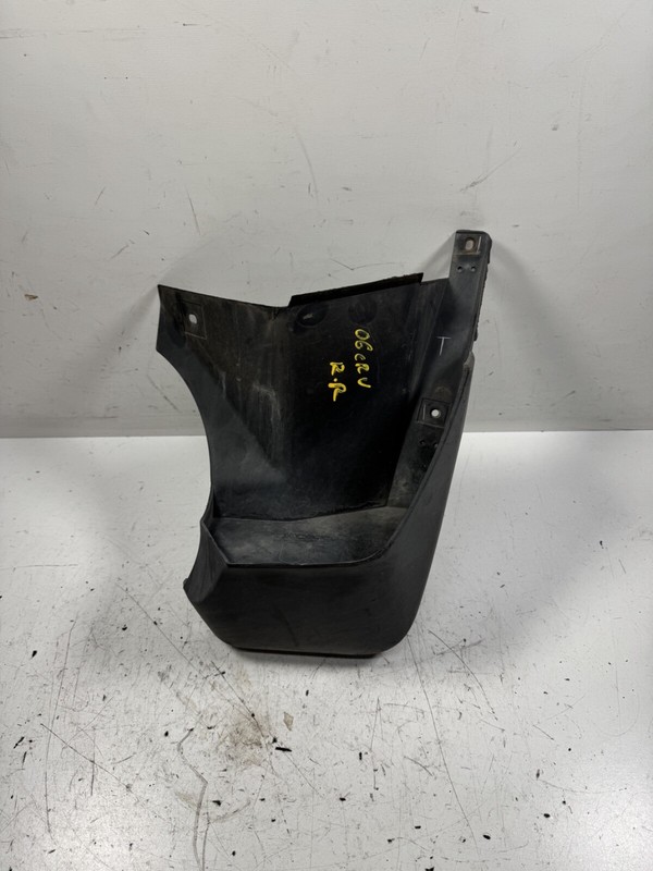 05-06 Honda CR-V Splash Guard Right Rear 75820-S9A-901 OEM