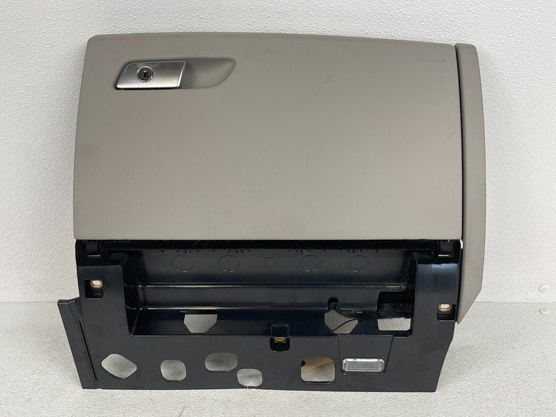 ⭐16-18 AUDI A7 S7 RS7 FRONT DASH GLOVE BOX COMPARTMENT ASSY OEM LOT2359