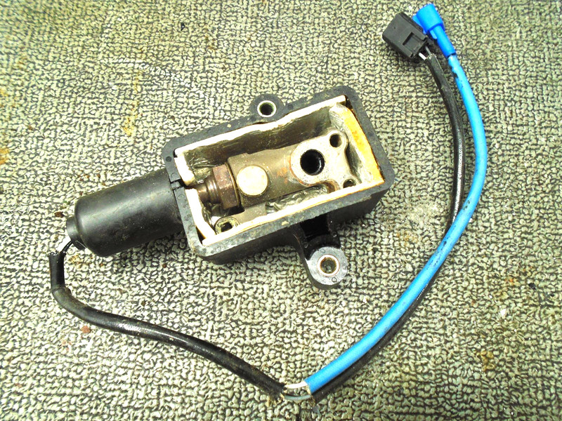 Yamaha Outboard Oxygen Sensor w Holder 67H-8592A-00-00 1999-2005 150 175 200 HP