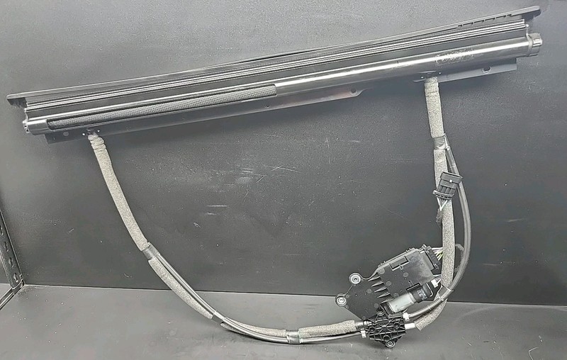 ⚠️OEM 2014 - 2021 MASERATI QUATTROPORTE REAR LEFT DOOR WINDOW SUN SHADE W/ MOTOR