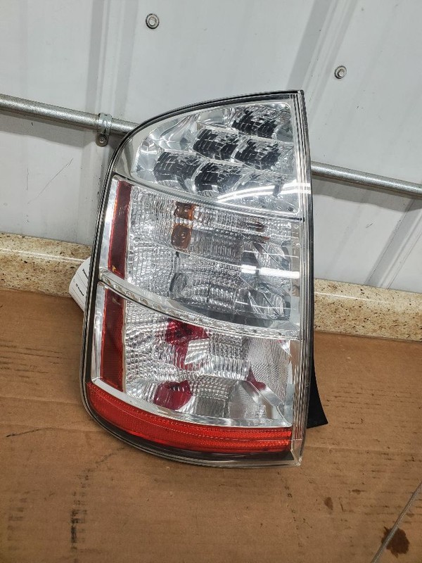 Driver Left Tail Light Fits 06-09 PRIUS 280935