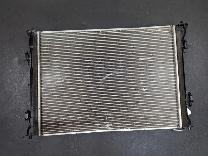 Engine Radiator 2.4L 2019 Kia Optima 25310-C1150 2016 2017 2018 2020 X