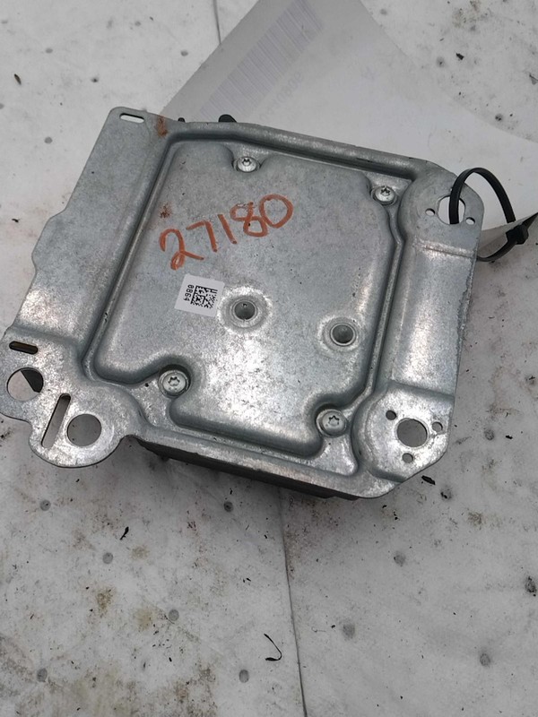Used Air Bag Module fits: 2017 Infiniti QX30 Air Bag center console side seat ai
