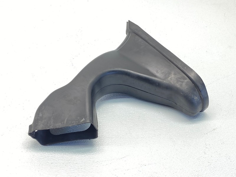 06-10 BMW E60 E63 E64 M5 M6 Left Driver Side Lower Air Intake Duct Pipe OEM✅