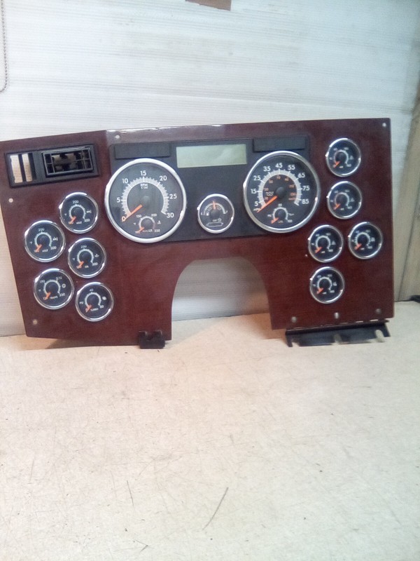 2016 Western Star A22-71824-101 Speedometer Instrument Gauge Cluster