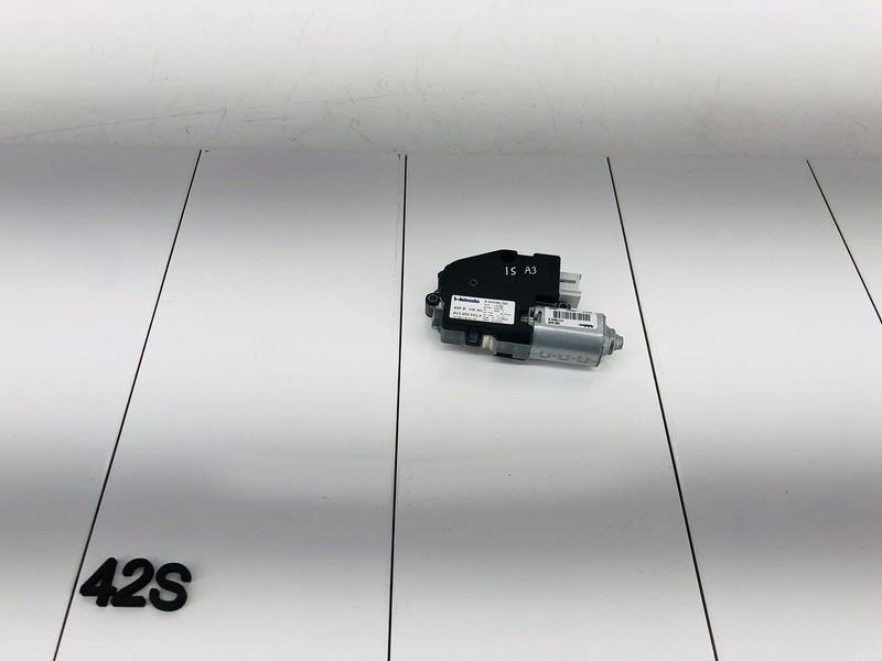 15-20 AUDI A3 QUATTRO UPPER OVERHEAD ROOF SUNROOF MOONROOF MOTOR OEM