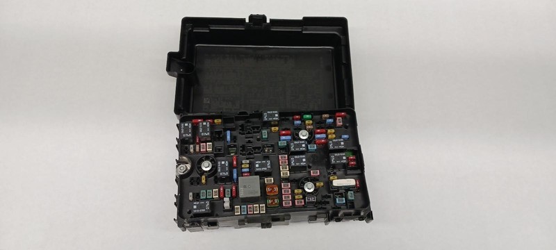18-'21 CHRYSLER PACIFICA Engine Fuse Box 3.6L OEM 1 Year Warranty!