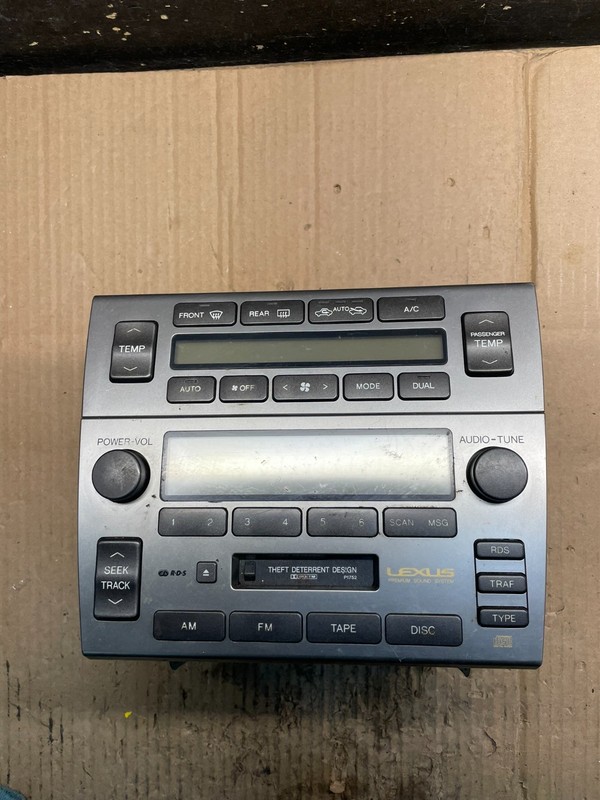 1998 to 2005 Lexus GS300 OEM Radio Receiver Stereo AM FM CD Cassette x4121 DG