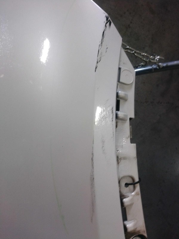 2015 BMW X5 Right Fender White - Used, Small Scratch, OEM Part 138555