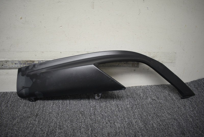 2016-2019 LEXUS RX350 REAR RETAINER FACTORY OEM