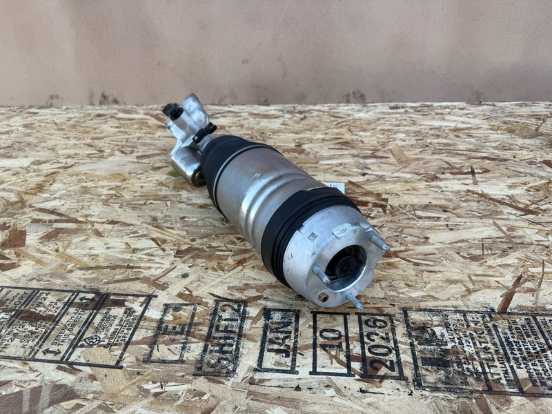 RIVIAN R1S R1T 2022-2024 OEM FRONT LEFT DRIVER AIR RIDE SHOCK STRUT ABSORBER AWD