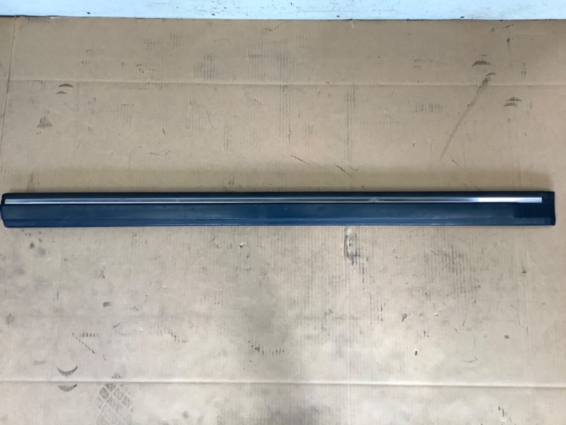 83-87 Prelude DX Right Door Panel Protector Molding Garnish Passenger Trim OEM