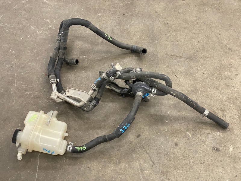 16-17 LEXUS GS200T ENGINE COOLANT RESERVOIR TANK BOTTLE HOSES OEM LOT776