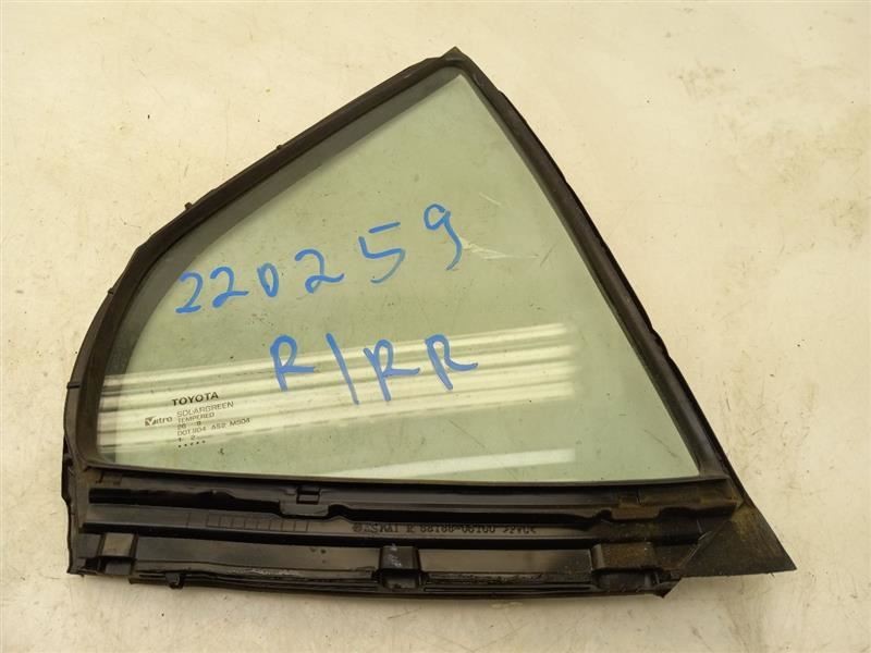 18-19 TOYOTA CAMRY SE PASSENGER SIDE REAR DOOR VENT GLASS