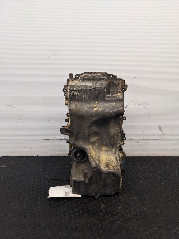 Oil Pan 4.3L Fits 18-24 EXPRESS 2500 VAN 1193165