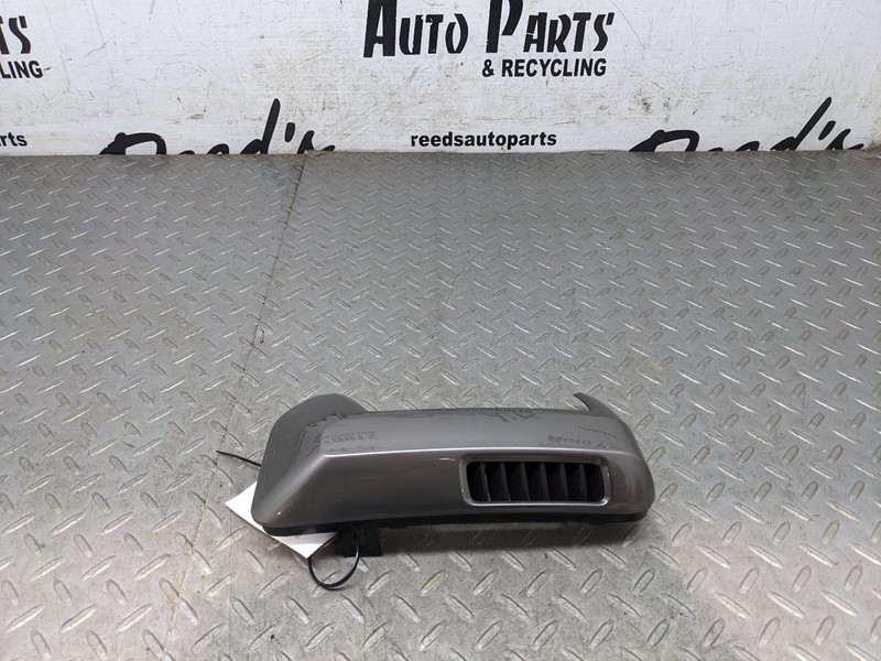 14 - 19 GM Silverado Sierra Front Right Passenger Vent Trim Molding OEM1188171
