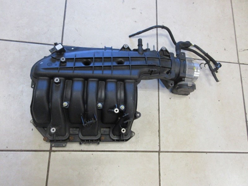 2018-2024 Jeep Wrangler OEM 3.6L Upper Air Intake Manifold w/ Throttle Body