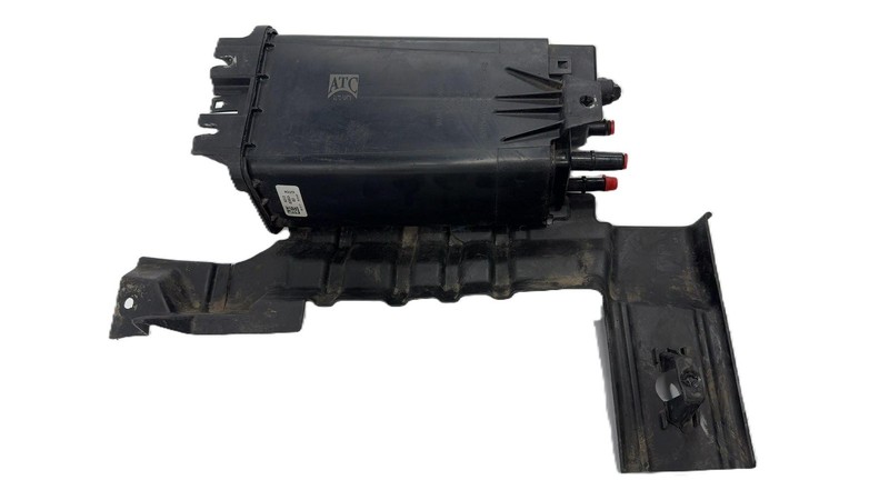 2016-2019 Ford Exporer Fuel Vaper Evaporator Charcoal Canister VP8G1U9D656AE OEM
