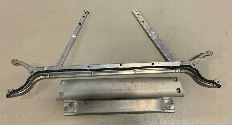 04 05 06 07 08 AUDI A8L A8 FRONT STRUT TOWER BRACE SUPPORT CROSSMEMBER OEM 60k