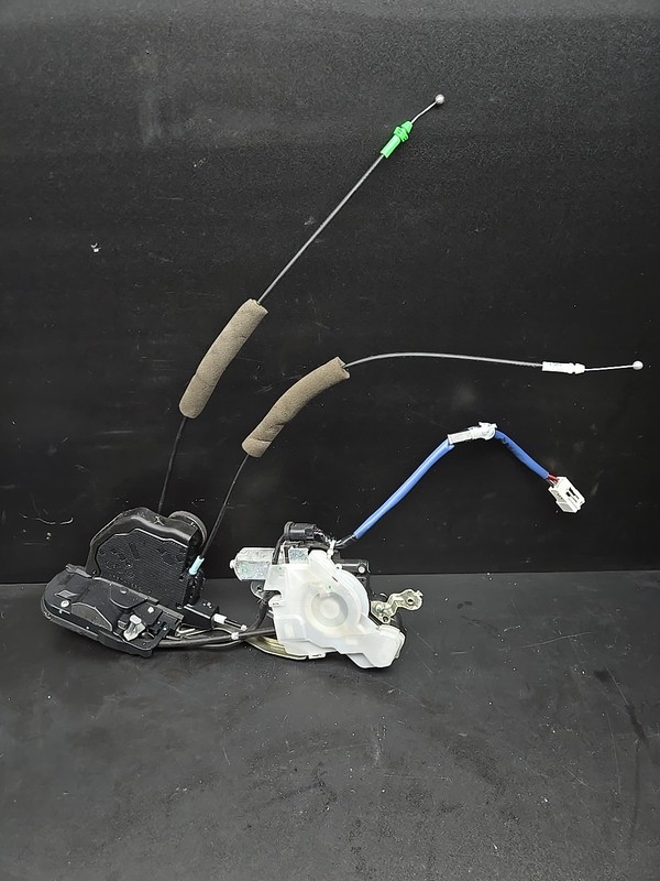 2007-2012 Lexus LS460 Rear Right Passenger Side Door Lock Latch Actuator