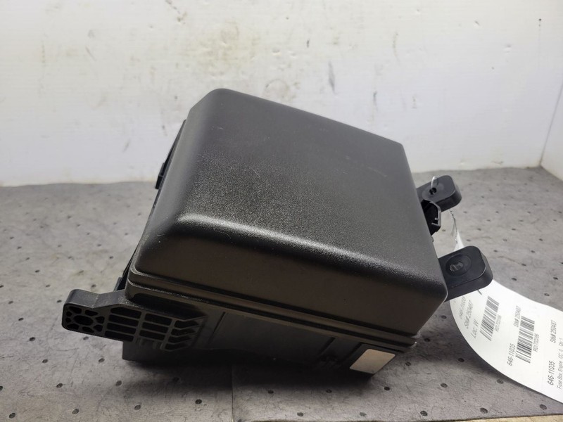 Fuse Box Engine Compartment Fits 11-13 TUCSON 1703166