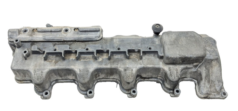 mercedes v8 m113 e430 right passenger side cylinder head cover 1130160105