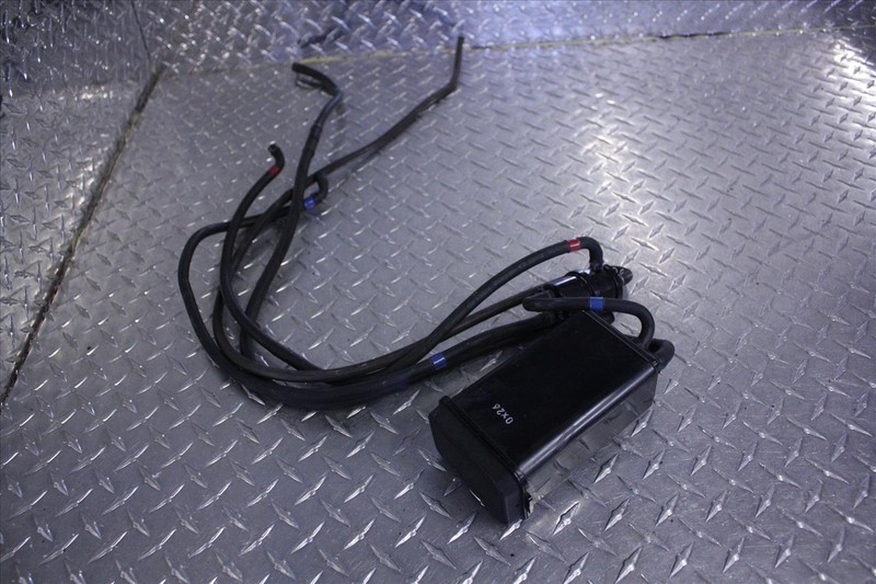 11 KAWASAKI VN 1700 J VULCAN EMISSIONS CAN CANNISTER WITH HOSES OEM VN1700