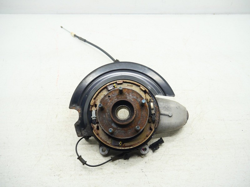 2014-2019 Chevrolet Corvette C7 Right Rear Knuckle Hub Assembly RH 84506881 OEM