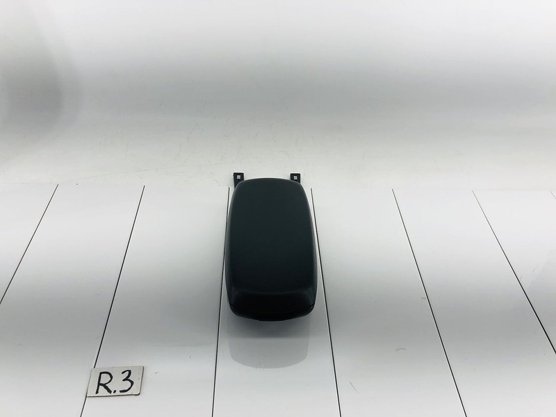 11-13 HYUNDAI ELANTRA FRONT CENTER CONSOLE ARMREST STORAGE BOX OEM