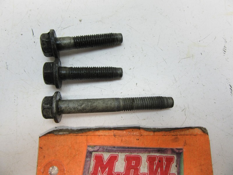 AC A/C COMPRESSOR SET OF 3 BOLTS BOLT TO ENGINE MOTOR 3.5L 08 09 10 SATURN VUE