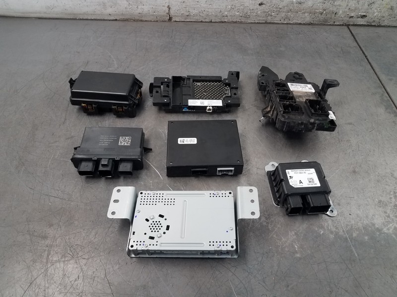 2024 Ford F250 Super Duty Diesel Body Control Modules #4522 i3