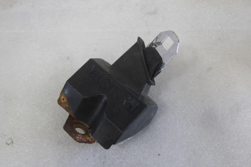 1981 1982 1983 FORD MUSTANG RIGHT PASSENGER REAR SEAT BELT BLACK CONVERTIBLE