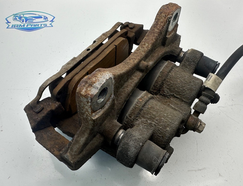 2015-2018 FORD EDGE FRONT LEFT DRIVER SIDE BRAKE CALIPER OEM F2GC2011NC