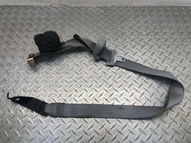 04-06 LINCOLN NAVIGATOR PASSENGER FRONT RETRACTOR OEM 210-02010