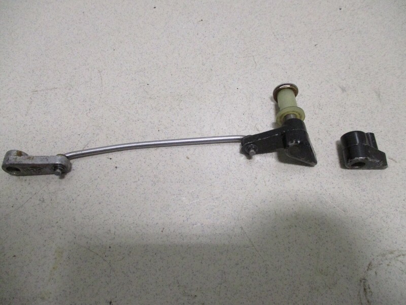 Evinrude Johnson Outboard Carburetor 35Hp Low & High Speed Knobs, Lever & Link
