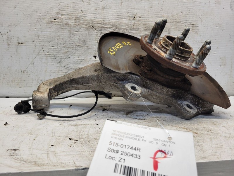 Passenger Right Front Spindle/Knuckle Fits 16-22 CANYON 1686444