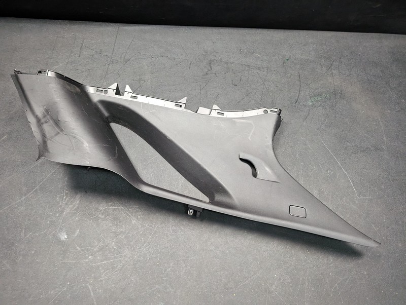 Rear Right Quarter Upper Trim Panel 2019 Chevrolet Equinox 23116164 2018 -2024 X