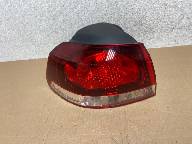2010 to 2014 Volkswagen Golf & GTI Hatchback Left Side Tail Light AE5006 LK